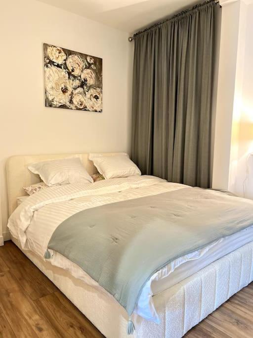 Apartamento Eze Roc Exterior foto